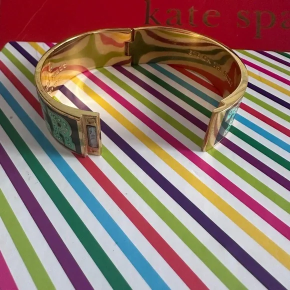 Pre-Owned Kate Spade Wonder Thrills Idiom hinged bracelet - Picture 6 of 6